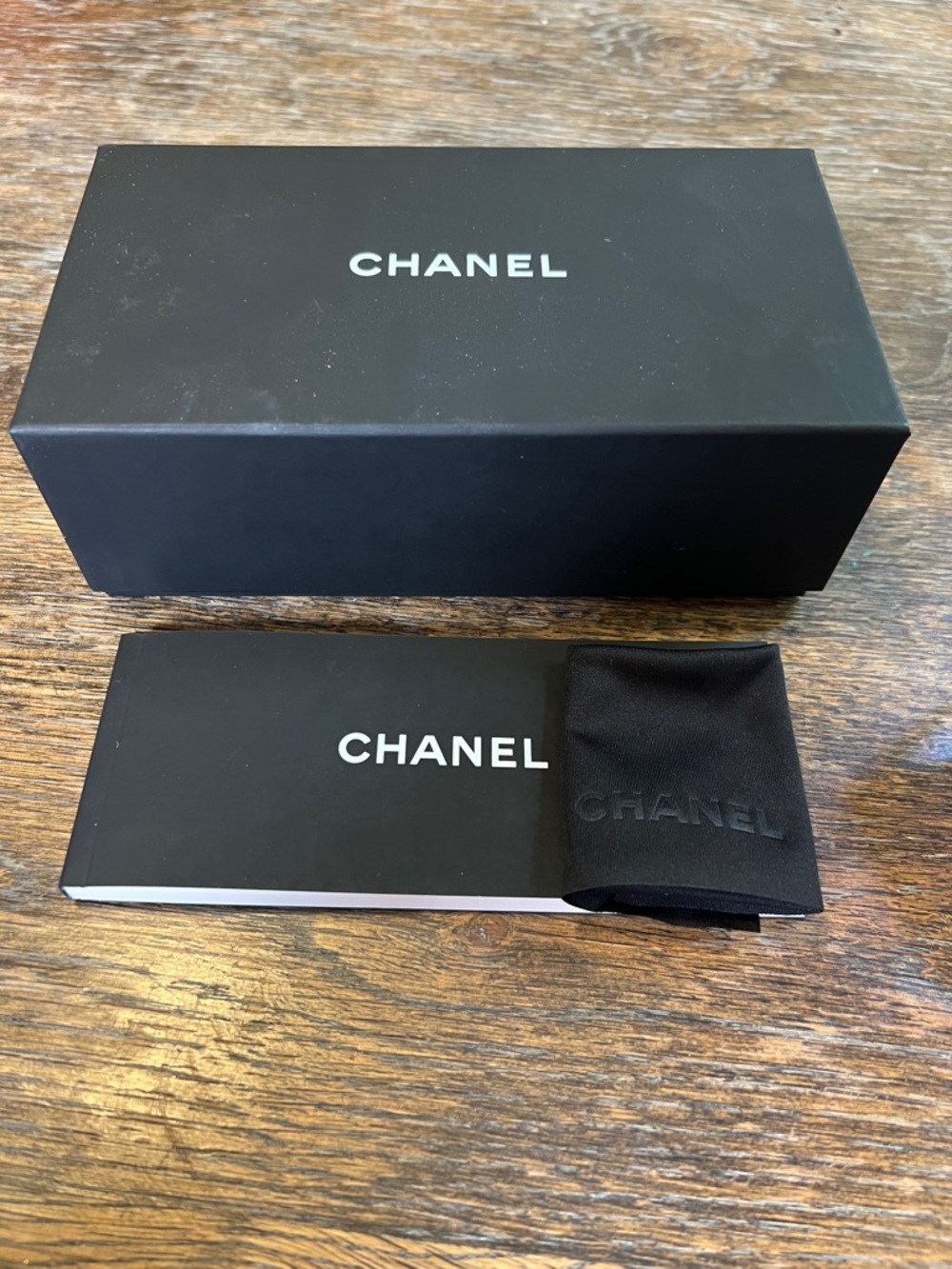 CHANEL Black and Beige Cat-Eye Sunglasses with Logo Trim - Picture 8 of 8
